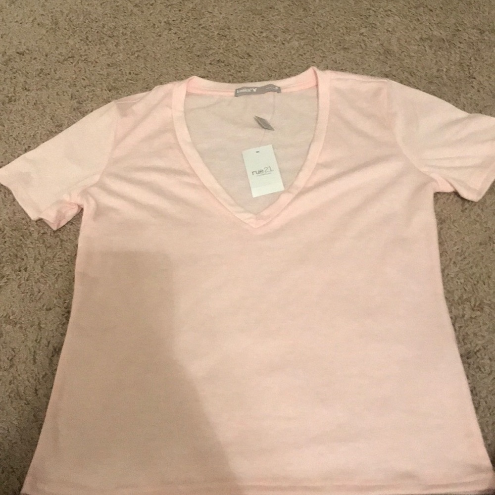 Pink cropped shirt